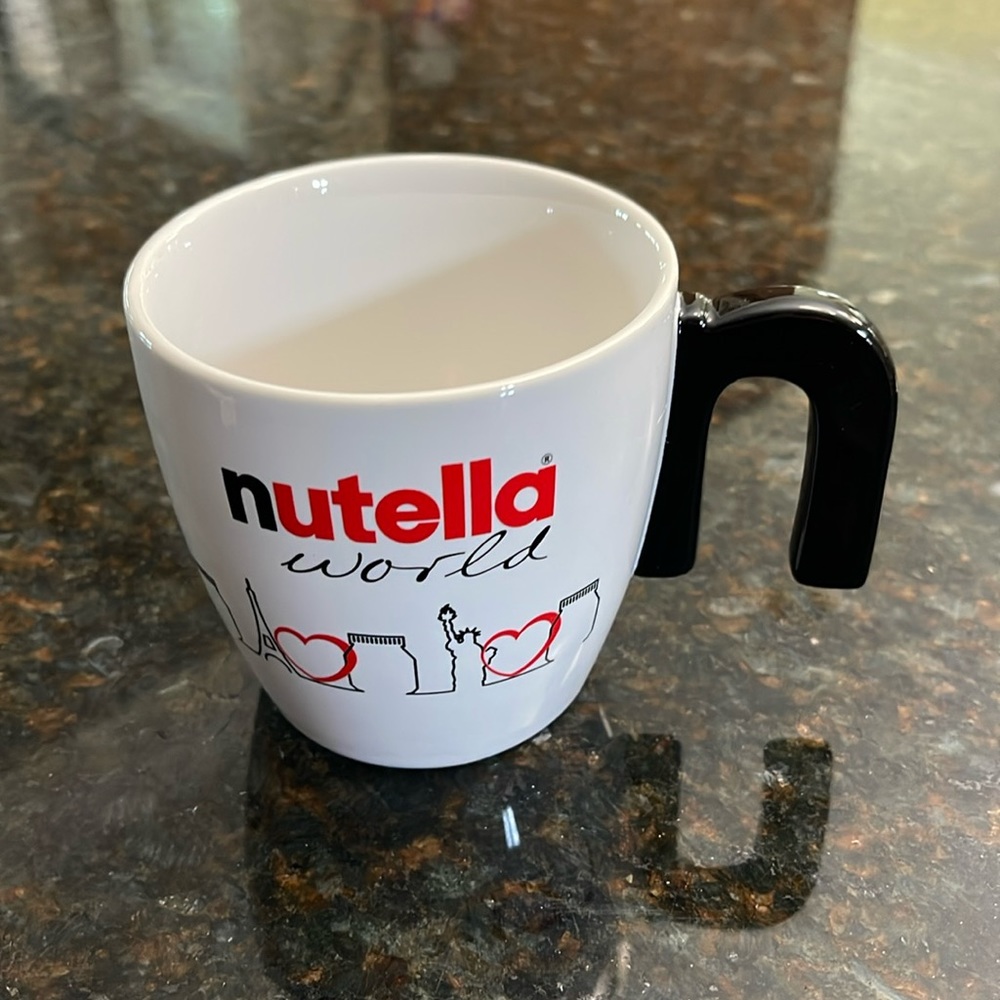 Nutella coffee cup 8-10oz great condition